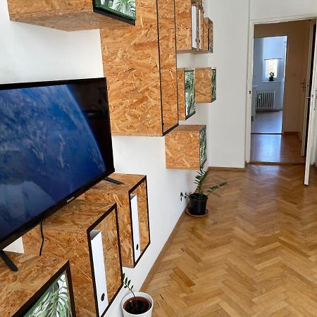 Cozy Apartment Near The City Center Hradec Králové 外观 照片