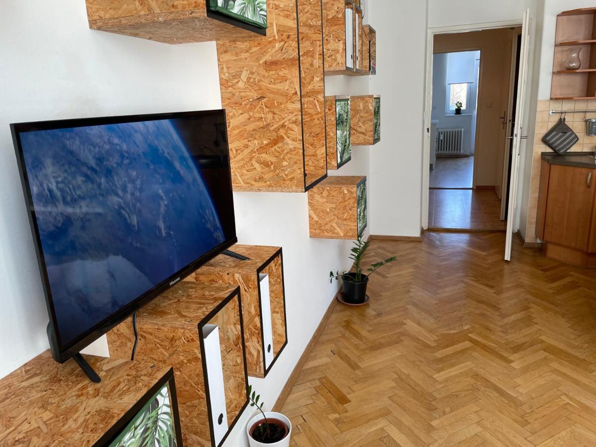 Cozy Apartment Near The City Center Hradec Králové 外观 照片